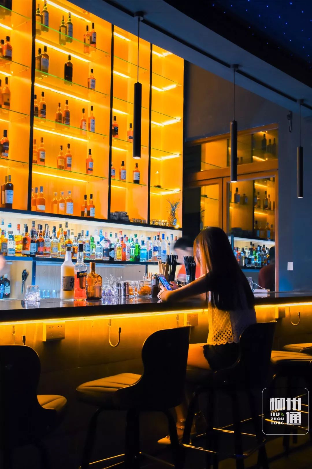 这样"表里不一"的隐藏式酒吧,柳州真的没有第二家了!_woo-ha
