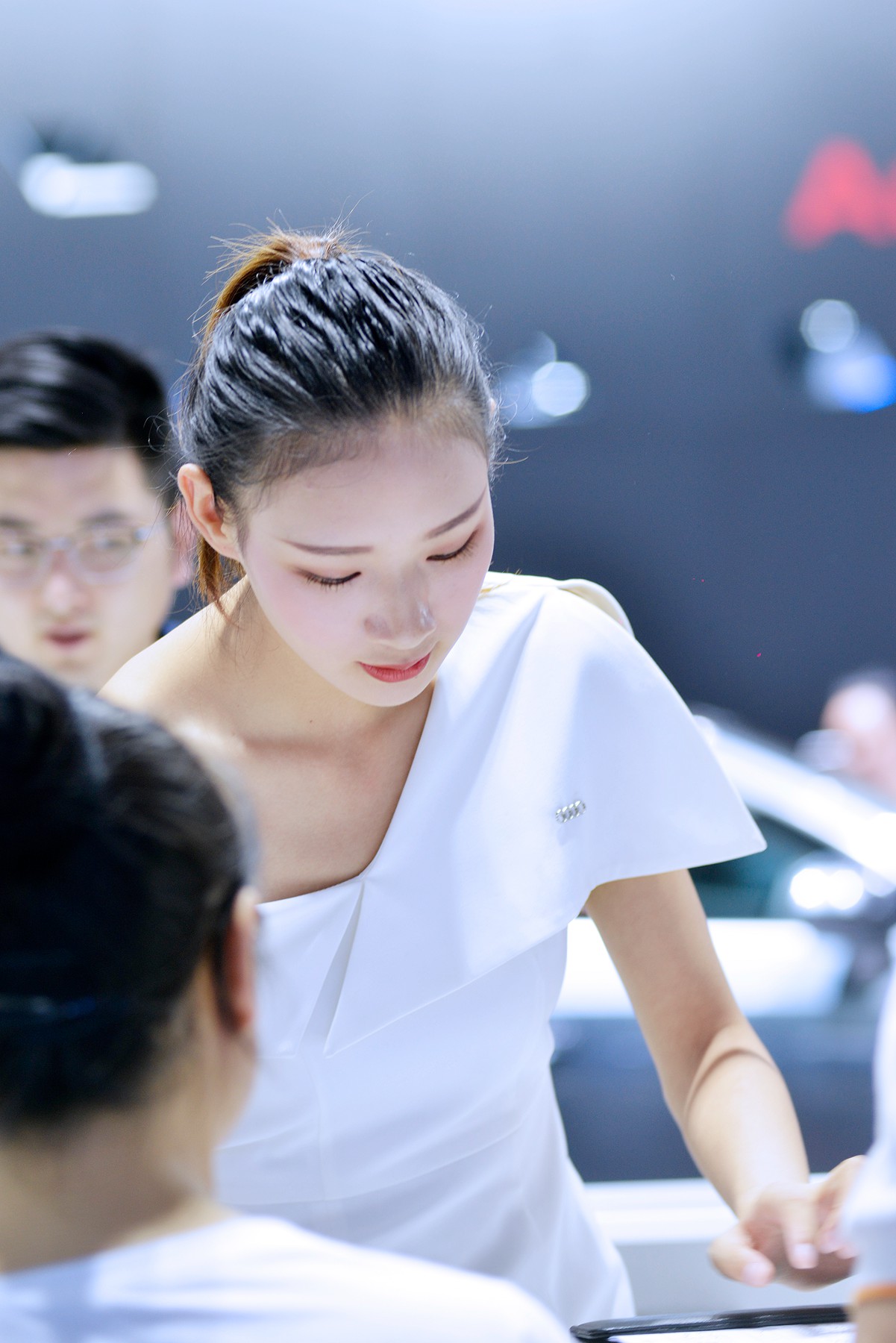 组图2019成都车展的礼仪来自16号馆奥迪展台