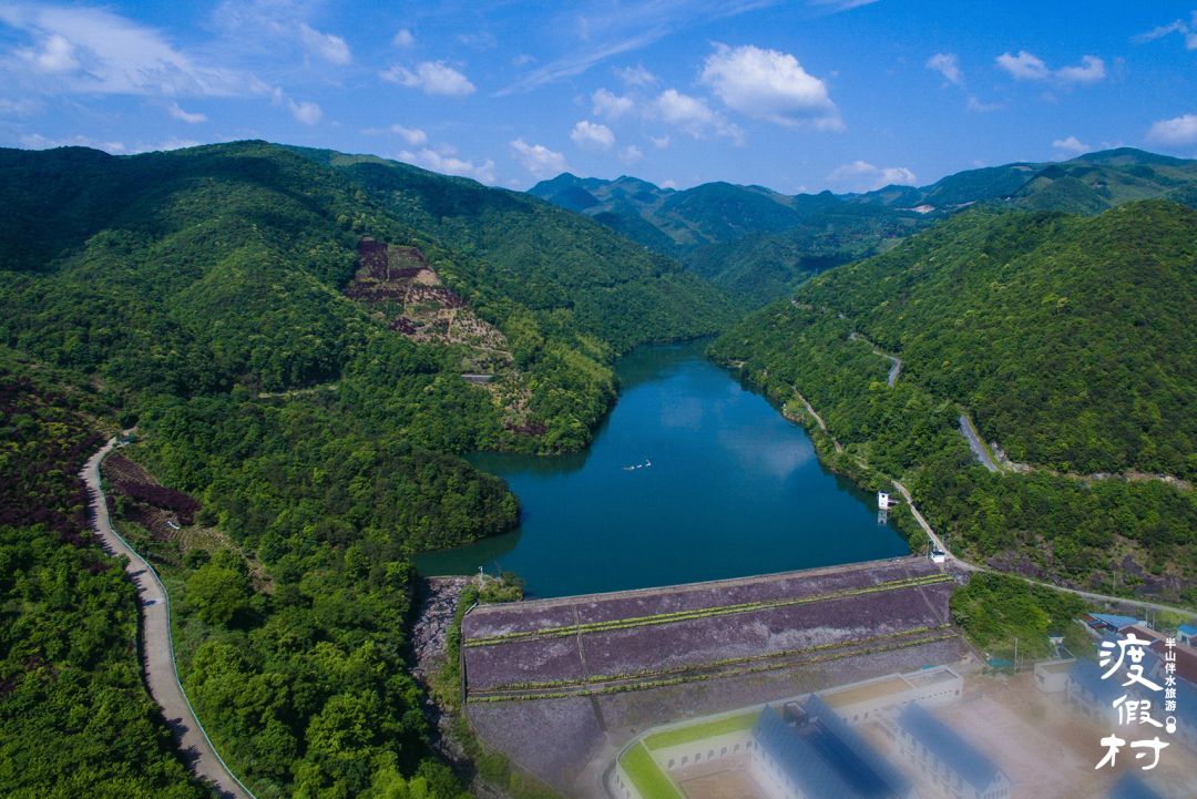 龙观半山伴水度假区图片