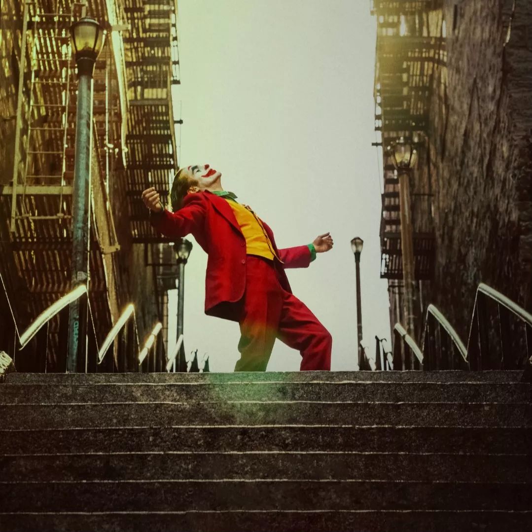 以金狮之名召唤影史上的小丑之魂