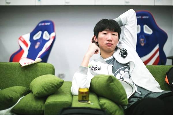 原创ig夺得s9门票,但宁王或许要凉:多种迹象表明队友不待见