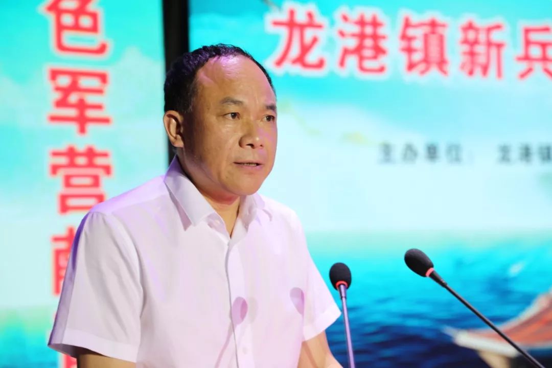 龙港这批意气风发的热血青年踏上军营