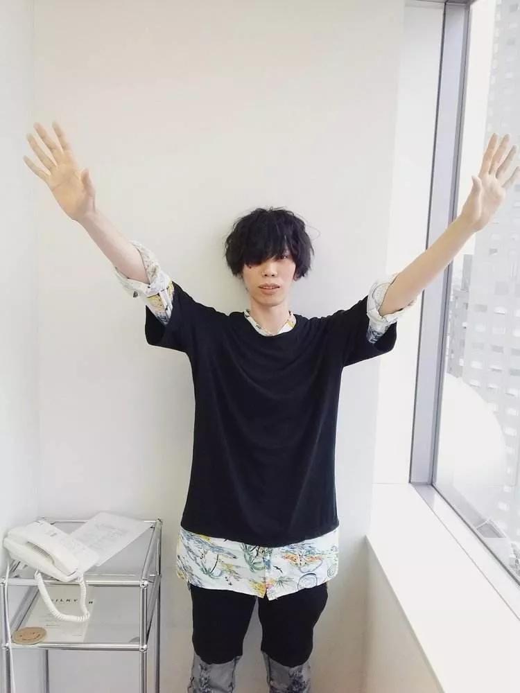 米津玄师超燃日语歌【我的英雄学院】片头曲「胜利手势」教唱!_八爷