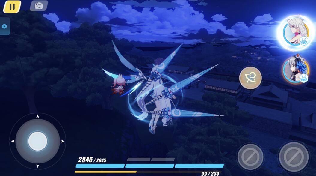 崩坏3玩家解锁女王新战斗模式把皮皮马当空气打无敌了