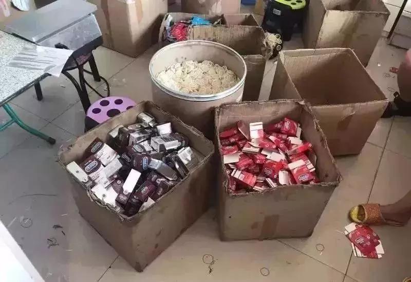 女子用避孕套感染背后一个暴利500的行业曝光