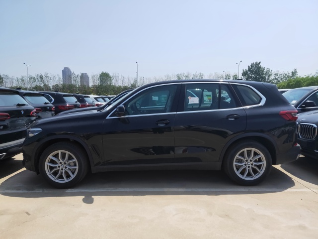 2019款宝马x5配置性能解析