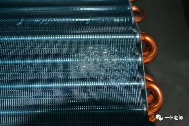 对空调制冷系统进行检漏的简单方法