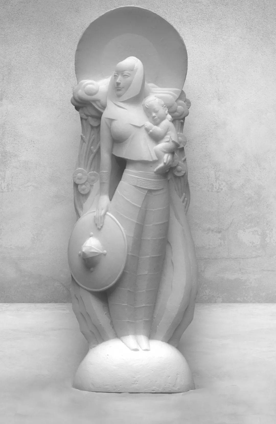 入选作品杨可雕塑《惠女风情》入选作品姚凯漆画《中国芯——一生万物