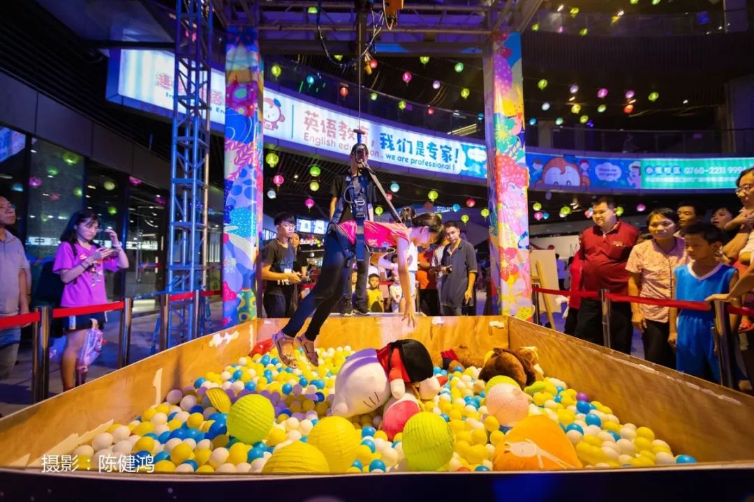 500米花灯艺术长廊赏灯祈福抽奖玩游戏中秋假期这里嗨足三天三夜