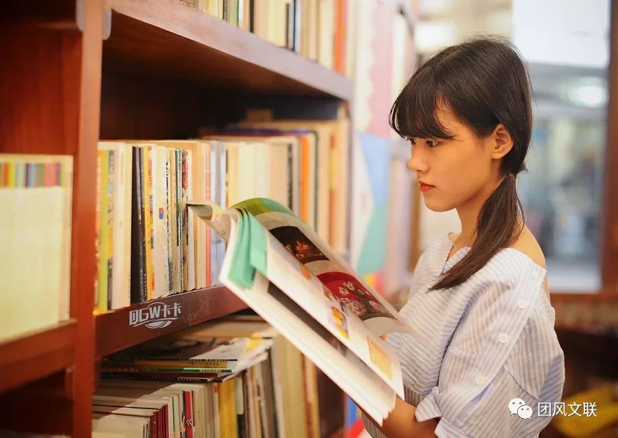 征文展台团风中学孙若岚不平凡的人生