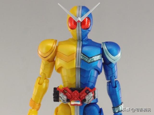 模玩测评11区测评系列frs假面骑士w月神扳机