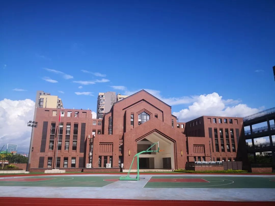 同学少年当磨砺青春意气正飞扬福州格致中学保福校区初一年段军训完美