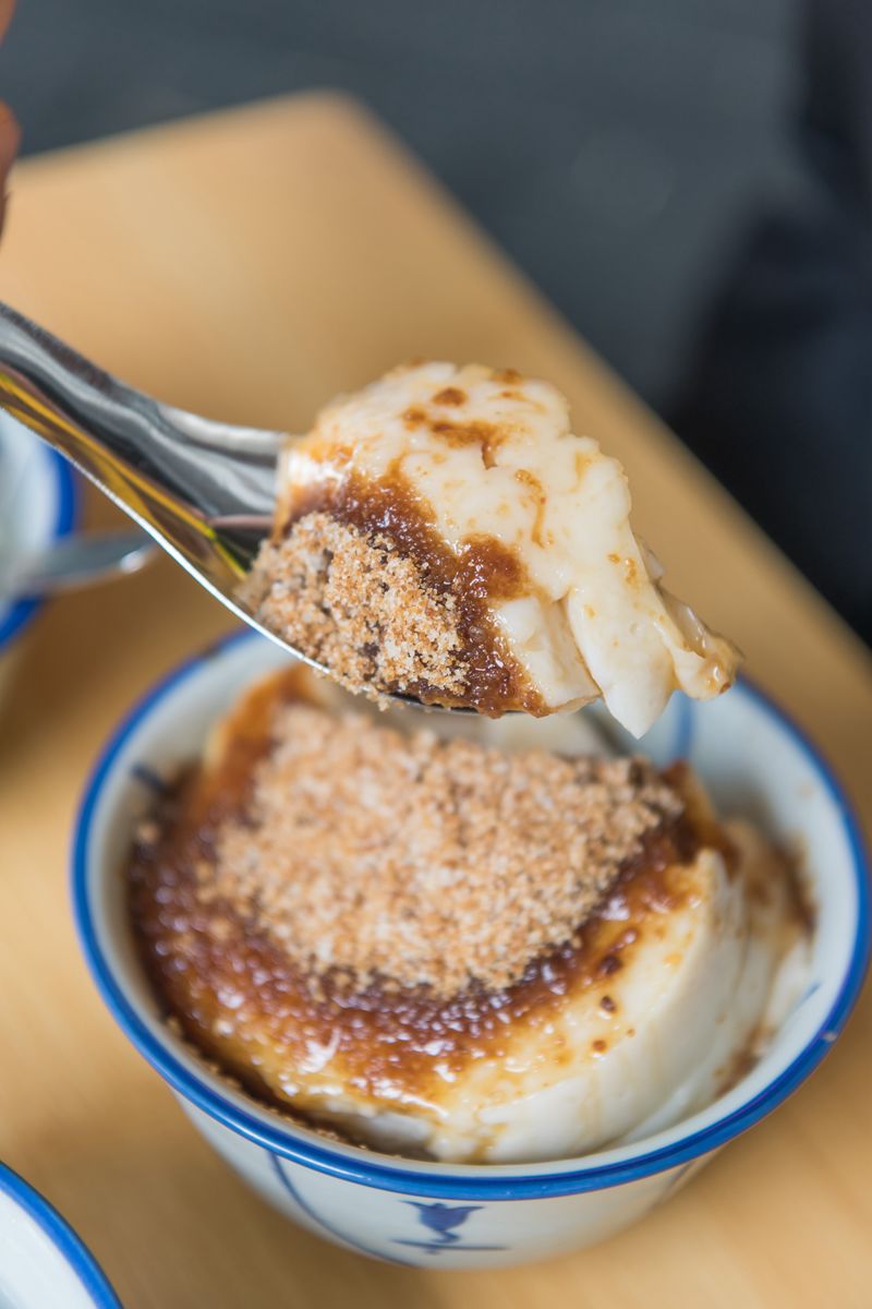 还有各种特色潮汕甜品草粿在各种网红流行消暑冰品盛行的今天,总是忍