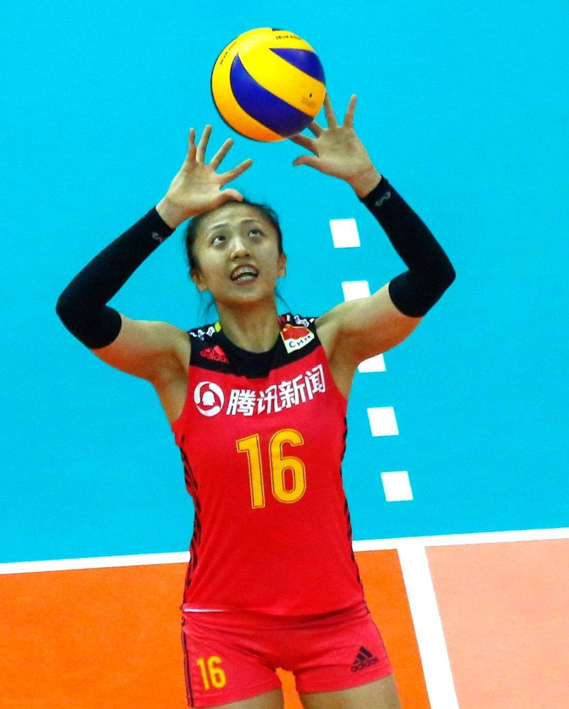 女排世界杯5天倒计时丁霞宣传海报四年蜕变成长期待再现辉煌