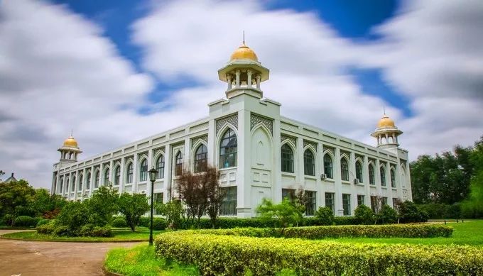 欢迎回家属于上外东院人的校友网络平台成立了