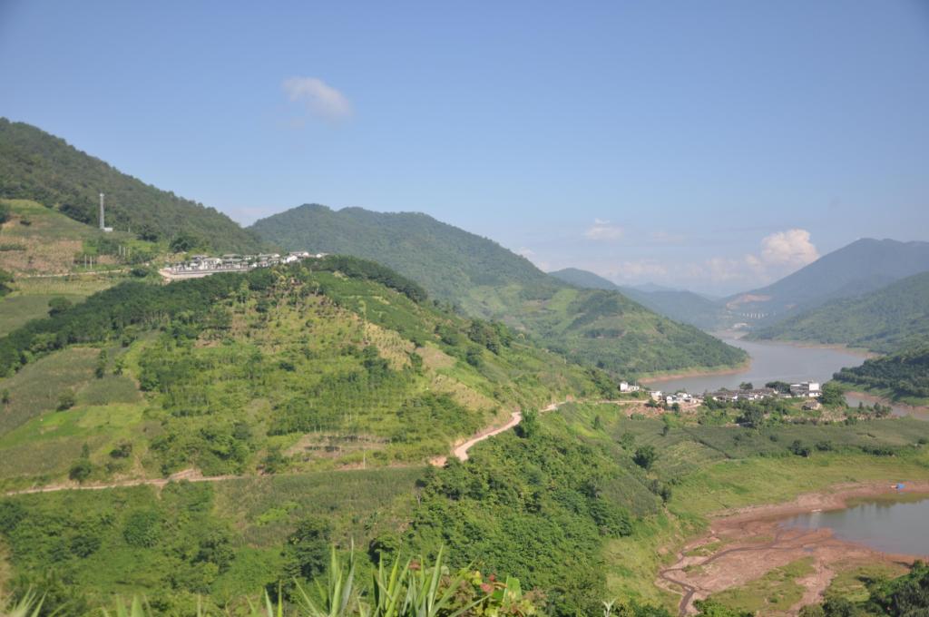 普义乡全力打造大山里的少数民族特色村