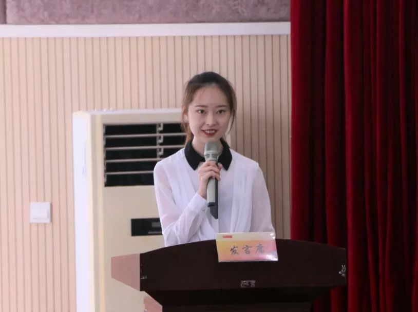 我是19级音乐表演声乐班的隋周懿美.