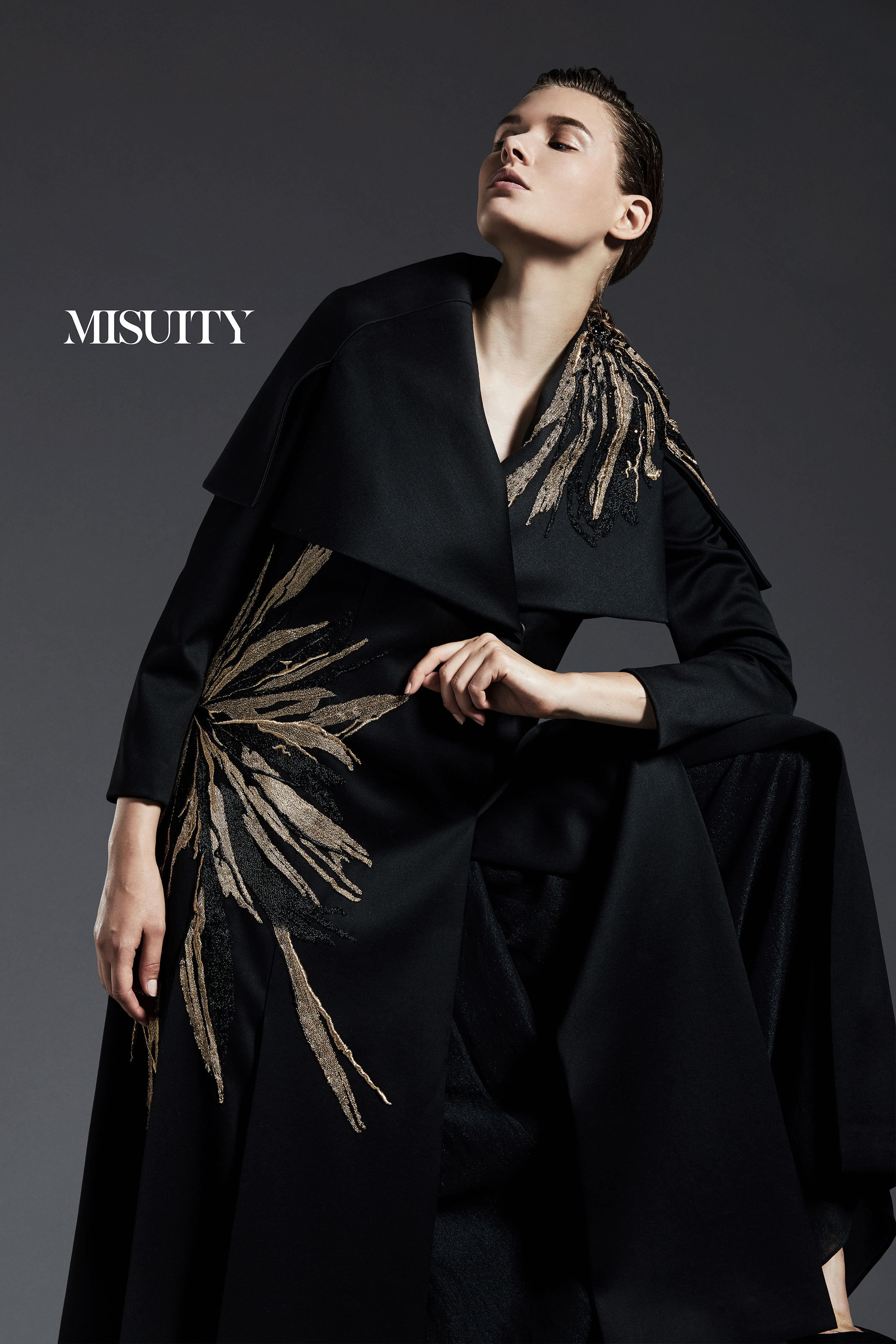 中国第一奢侈品女装misuityss2020新品发布米兰行