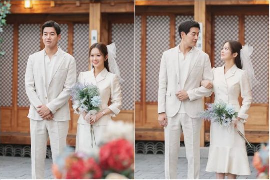 原创张娜拉李尚允亲密合照配一脸新剧两人变情侣上演超甜办公室恋情