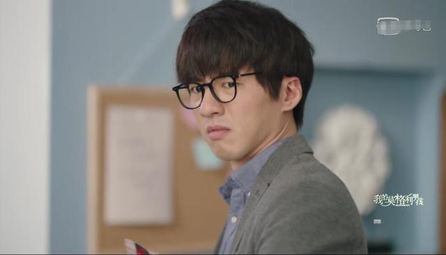 陆子曰给唐澄送餐却看到她的衣服横飞谁注意到陆子曰的表情