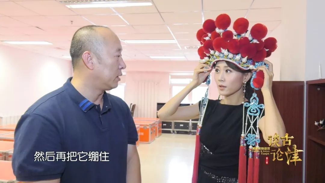 话剧演员排练时,又会有什么样的背后感人故事?