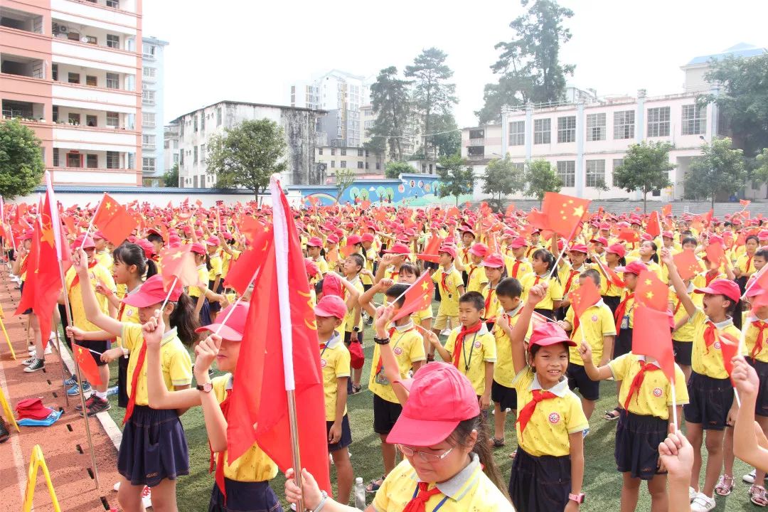 融水县民族小学开展我和祖国共成长主题宣讲活动