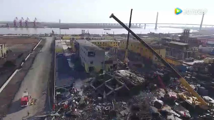江苏连云港爆炸事故图片