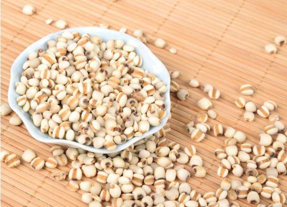 加入芡实,怀山药,花生等细细研磨,搓制成丸,更容易被人体吸收.