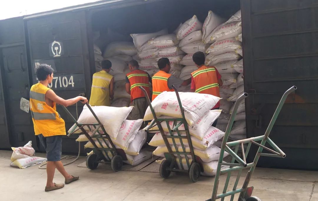 最远绕行1260公里为攀西地区运送货物