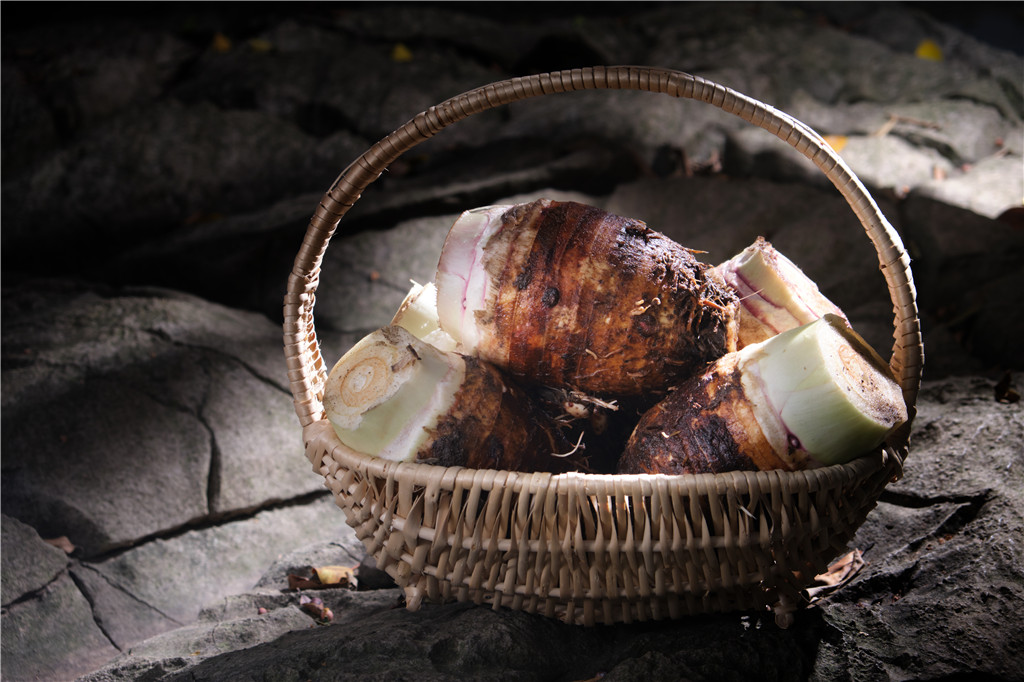 乾隆都崩溃的假荔浦芋头骗不了盒区用户