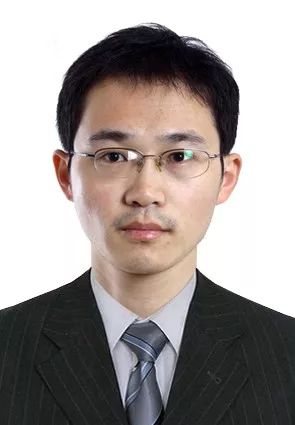 实验中学致敬榜样汇聚力量一质朴无华倾心耕耘东港区优秀教师宋杰老师