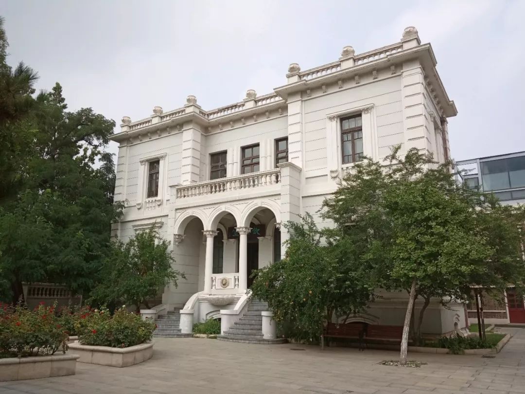 历史上的今天1936年9月11日梁启超饮冰室合集出版