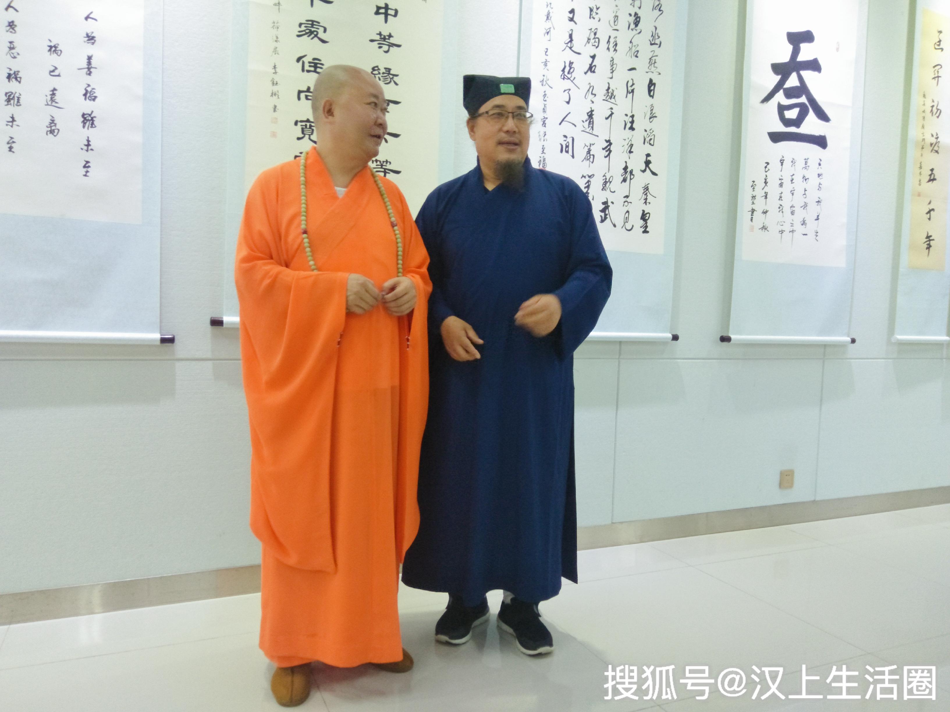 汉中市宗教界庆祝中华人民共和国成立70周年书画展在群艺馆举行