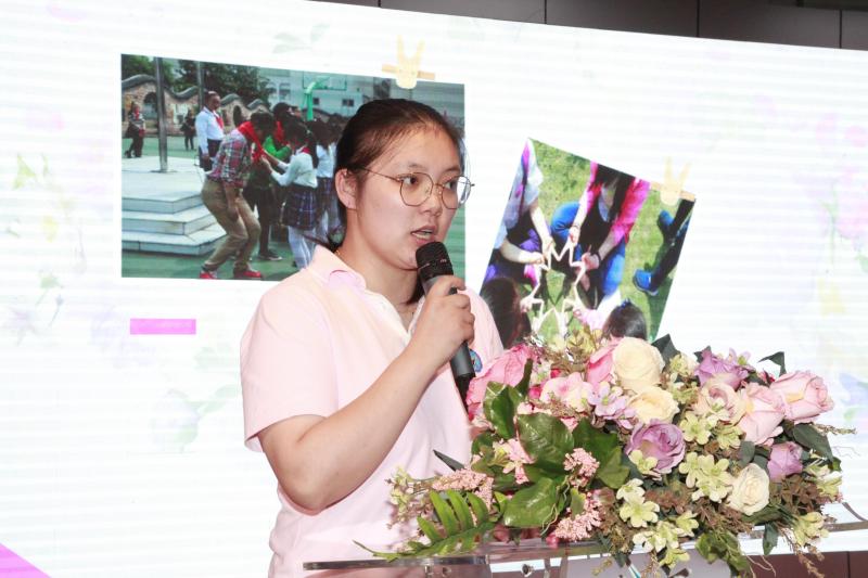 与祖国同行做新时代美教师刘海粟小学第十二个师德建设月启动仪式暨