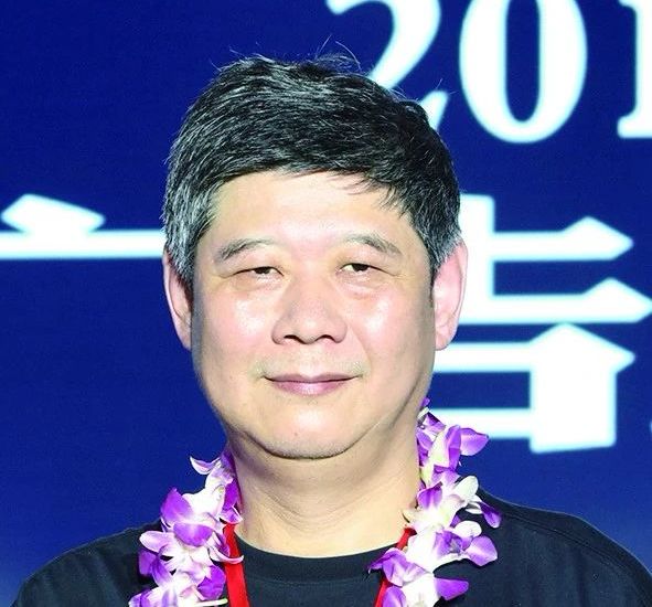 许彪 均瑶集团上海食品有限公司总经理:广告主奖2016年功勋人物非常