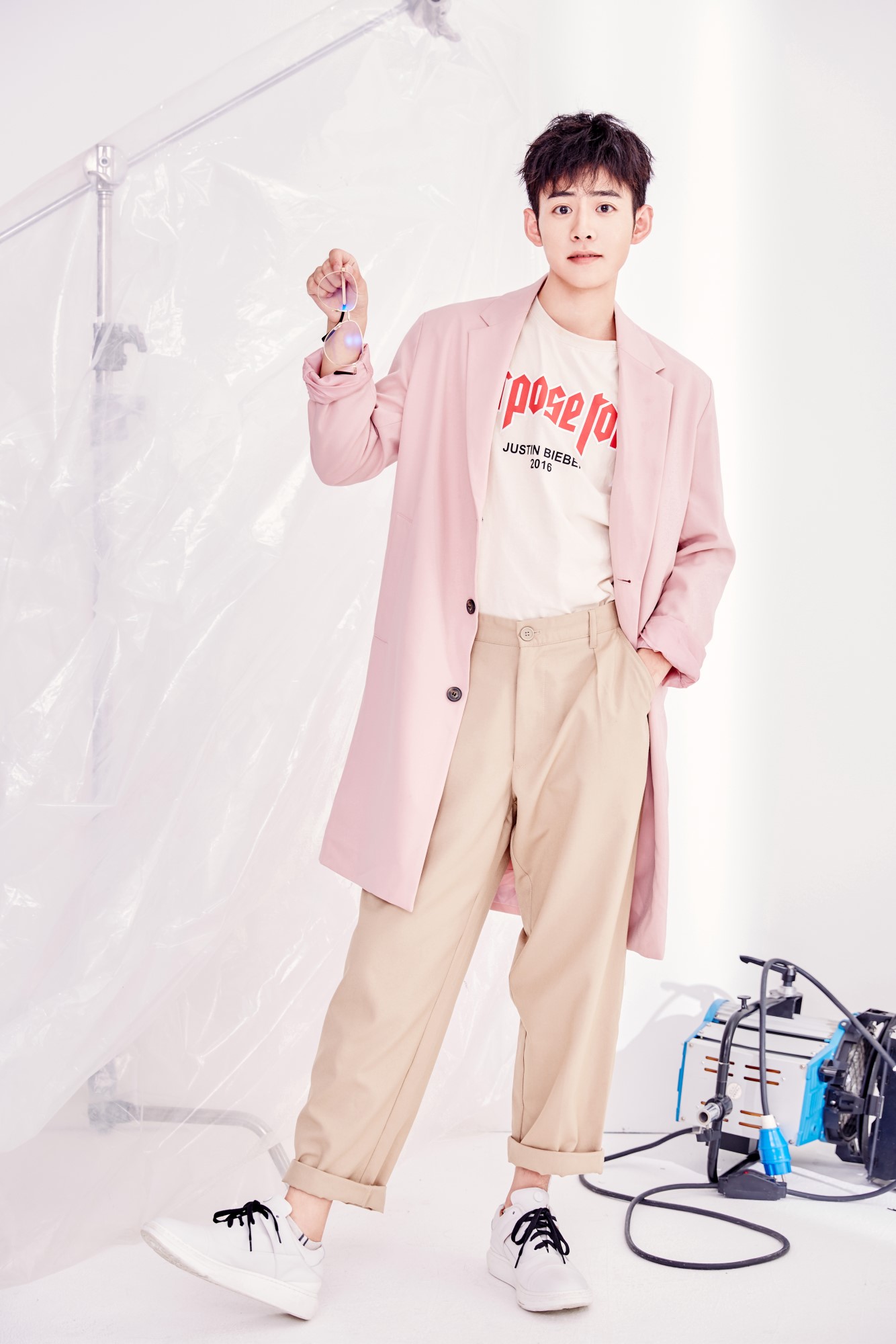 王星玮教室的那一间第二季杀青暖男学霸续写青春故事