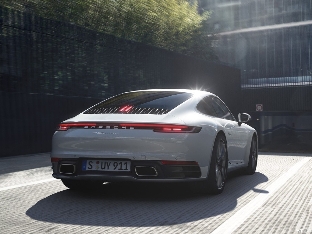 东风风神奕炫699万元起售全新保时捷911carrera4官图发布