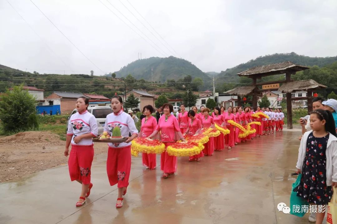 曾英丨西和县长道镇大寨村乞巧活动