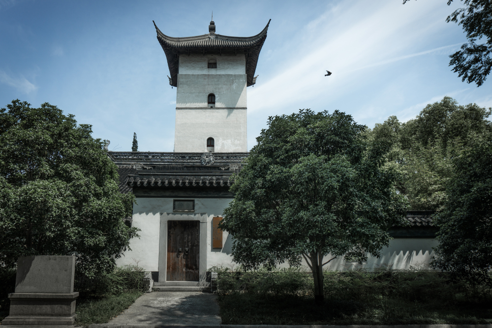 壮丽70年华云数据为教育信息化20转型升级谱写新篇章