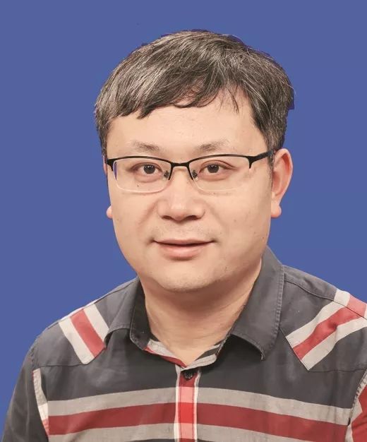 致敬今天的成电头条是他们