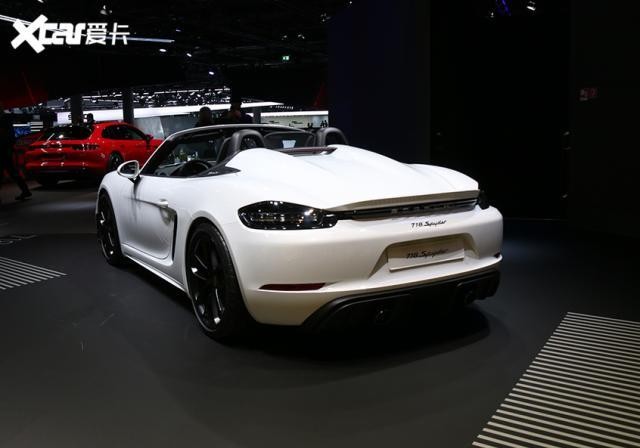 保时捷718spyder亮相中置后驱小跑车