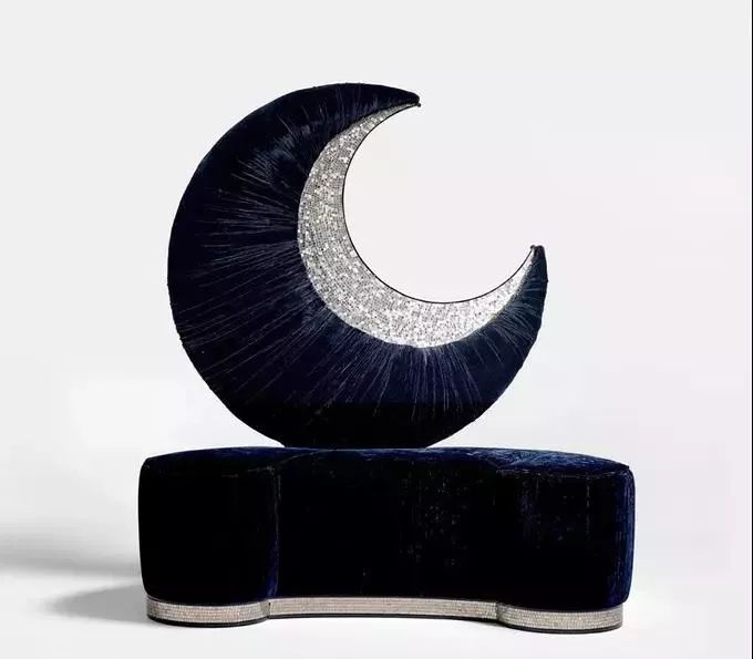 设计师的告白:世界上最浪漫的东西,是月亮没错了!