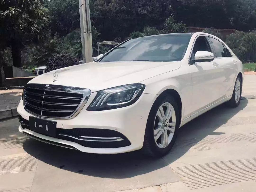 2019款奔驰s级s350l尊贵型