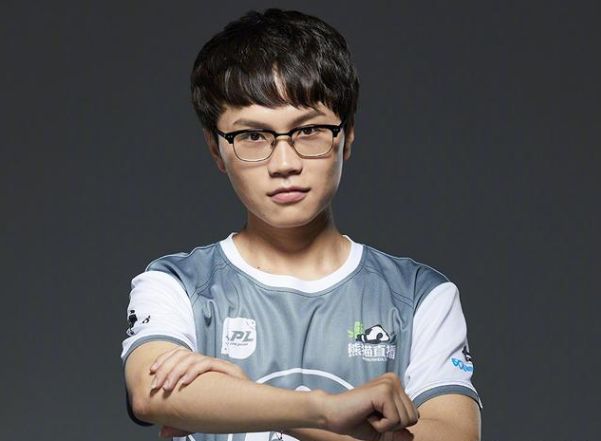 西皇west官宣离开ig合同到期希望找支新队伍