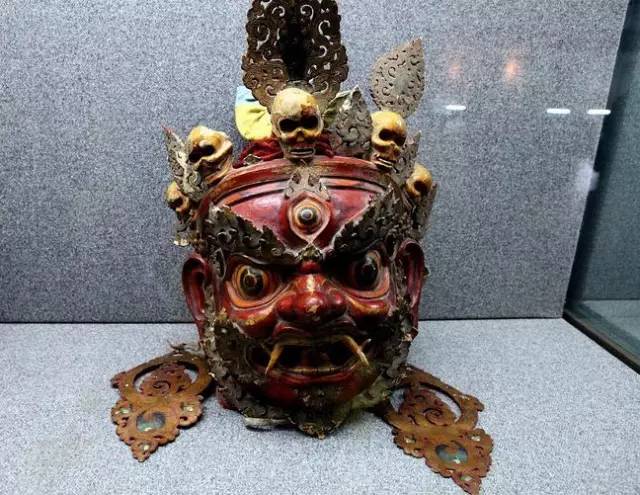 第一部藏戏琼结兵顿,为什么选择白面具?