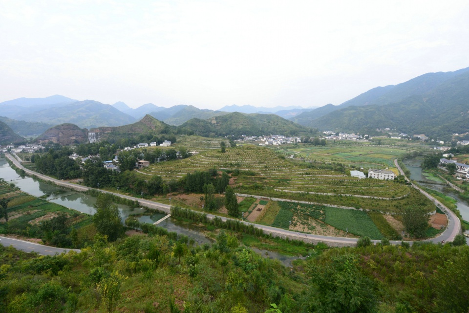 金秋九月跟着无人机游商洛开启秦岭最美旅游季