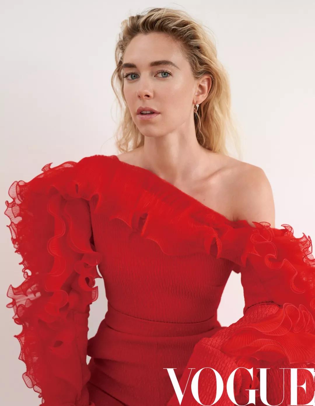 满屏的男性荷尔蒙里,这个"公主"才是最帅的_vanessa