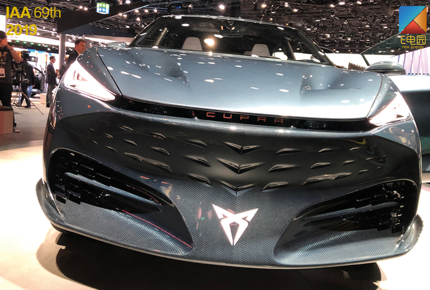 2019法兰克福车展cupra发布tavascan概念车