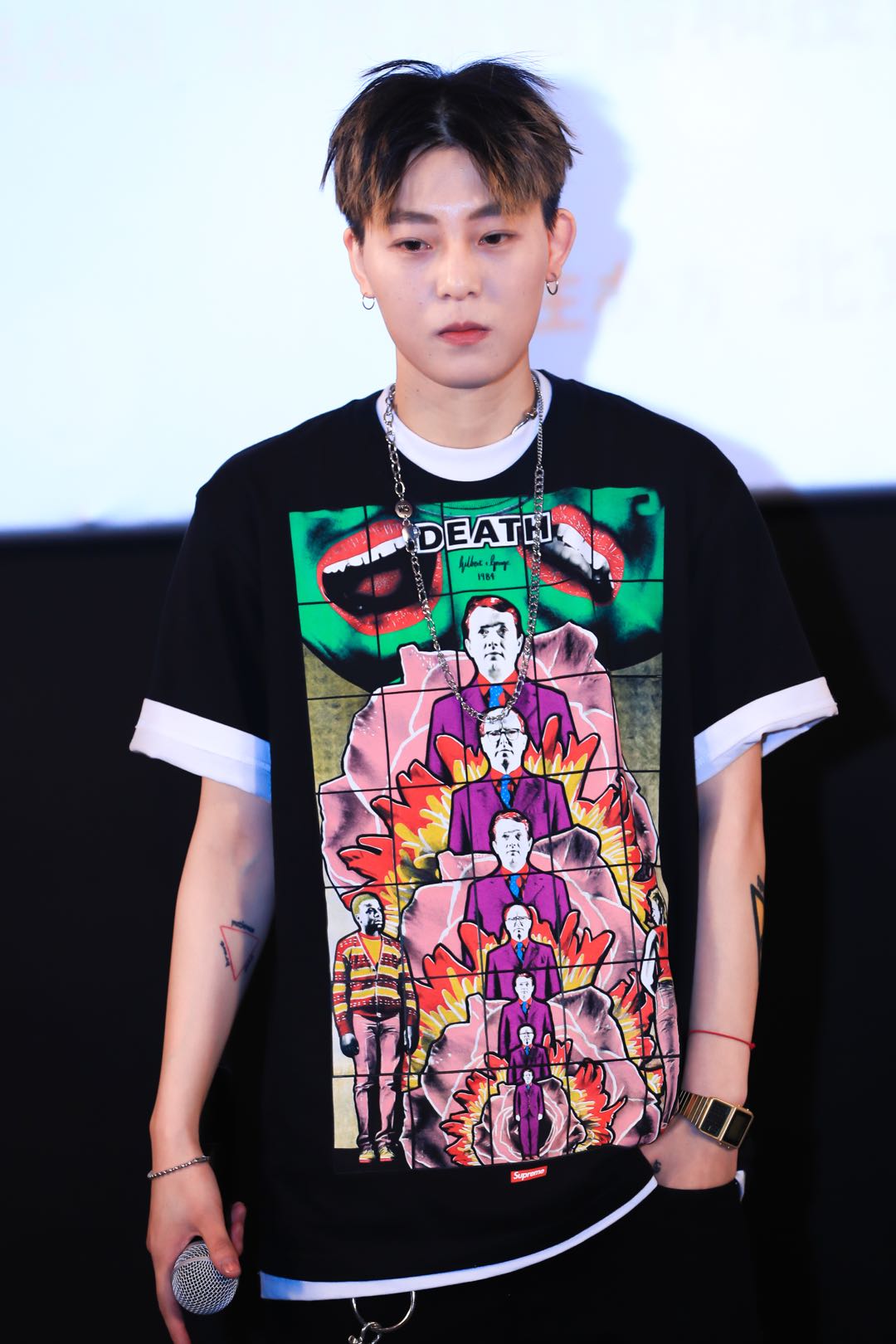 之称的导演冯子华和身兼出品人,制片人的女一号何佳颖,"男一"周晨曦