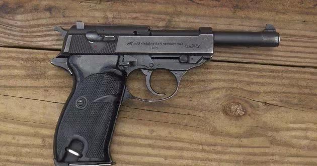 左轮手枪装弹慢且子弹少,为何美国警察还是喜欢它?_枪械